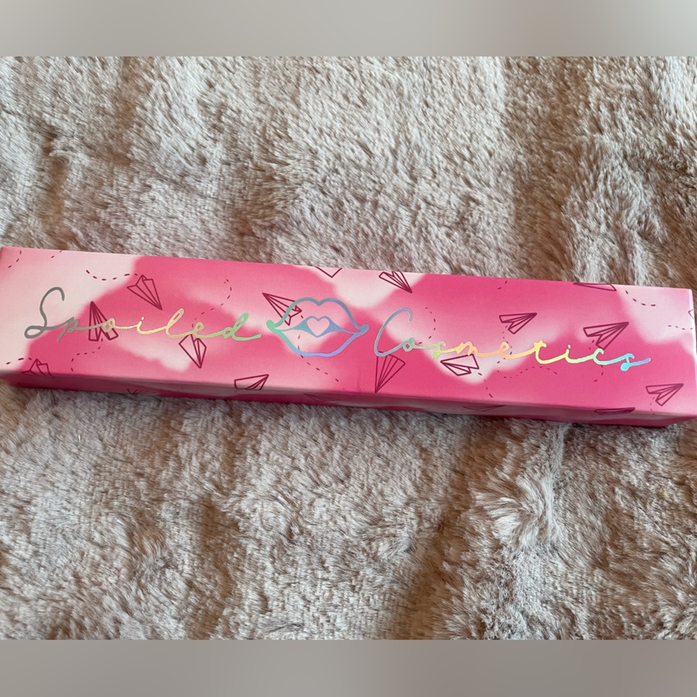 2 for $30 - Spoiled Cosmetics - BNIP Romantic Getaway Eyeshadow Palette